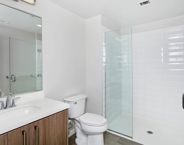 5560 Lexington Ave - Photo Thumbnail 19