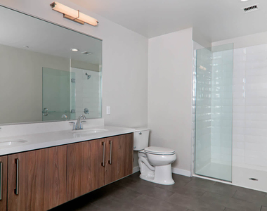 5560 Lexington Ave - Photo Thumbnail 20