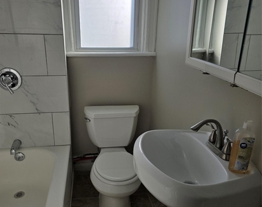 18 Davis Street - Photo Thumbnail 8