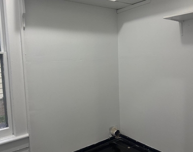 25 Virginia Avenue - Photo Thumbnail 3