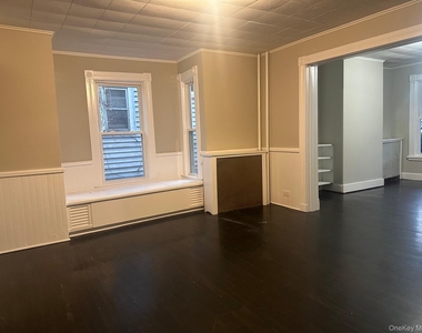 25 Virginia Avenue - Photo Thumbnail 4