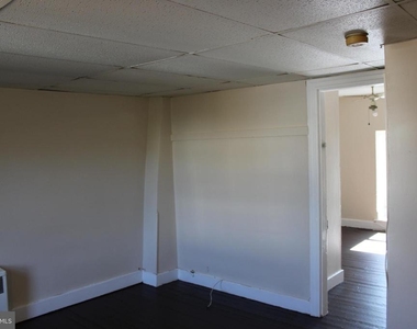103 W Sixth Avenue - Photo Thumbnail 10