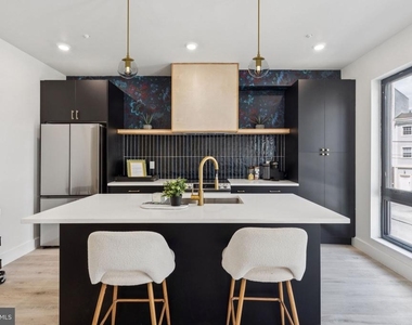 1602 Ridge - Photo Thumbnail 5