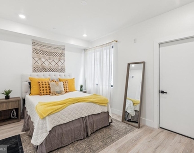 1602 Ridge - Photo Thumbnail 13