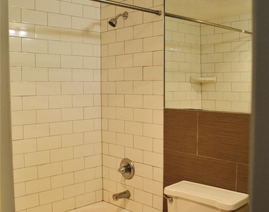 1800 Lavaca St - Photo Thumbnail 4