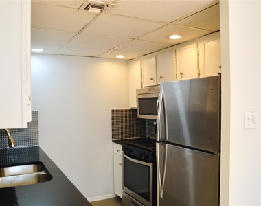 1800 Lavaca St - Photo Thumbnail 1
