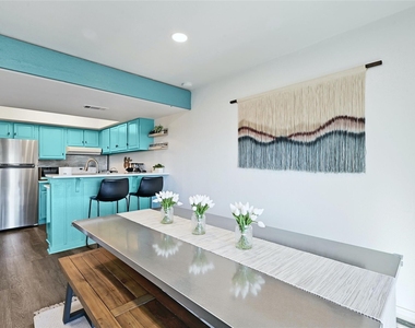115 Comanche Pt - Photo Thumbnail 12