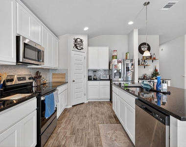 20703 Ridgeview Rd - Photo Thumbnail 14