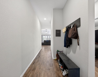 20703 Ridgeview Rd - Photo Thumbnail 8