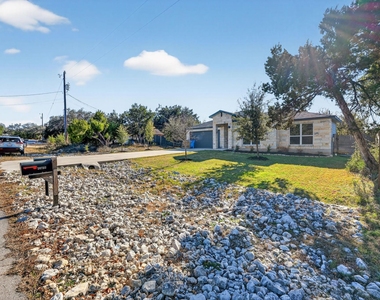20703 Ridgeview Rd - Photo Thumbnail 2