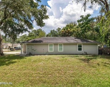 9124 Adams Avenue - Photo Thumbnail 43