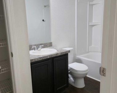 9124 Adams Avenue - Photo Thumbnail 9
