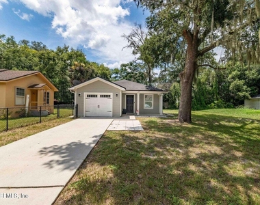 9124 Adams Avenue - Photo Thumbnail 39