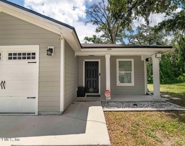9124 Adams Avenue - Photo Thumbnail 42