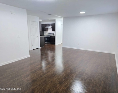 9124 Adams Avenue - Photo Thumbnail 3