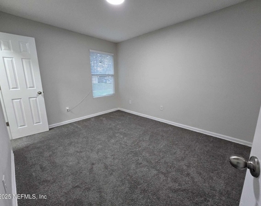 9124 Adams Avenue - Photo Thumbnail 24