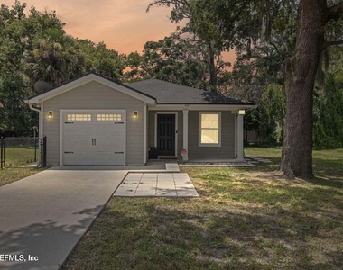 9124 Adams Avenue - Photo Thumbnail 41