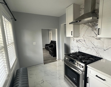 6 S Monterey Avenue - Photo Thumbnail 2
