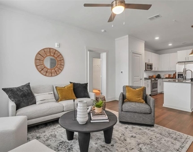 300 Prominence Point Parkway - Photo Thumbnail 6