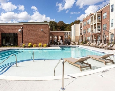 300 Prominence Point Parkway - Photo Thumbnail 17