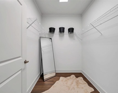 300 Prominence Point Parkway - Photo Thumbnail 13