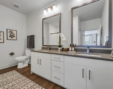 300 Prominence Point Parkway - Photo Thumbnail 11
