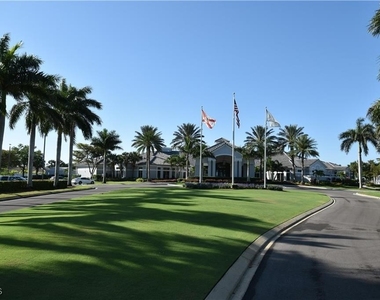 10130 Colonial Country Club Boulevard - Photo Thumbnail 18