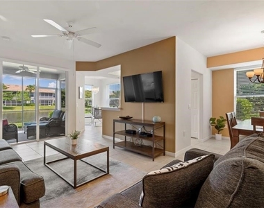 9582 Hemingway Lane - Photo Thumbnail 2