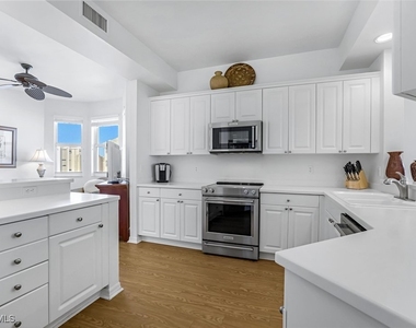 410 Flagship Drive - Photo Thumbnail 4