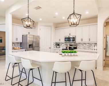 7797 Ashton Road - Photo Thumbnail 11