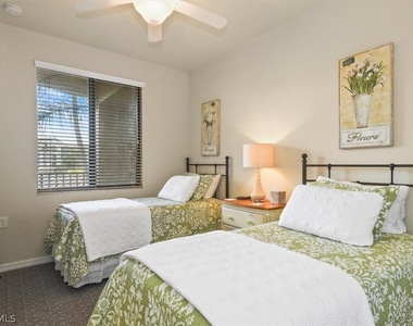 9816 Giaveno Circle - Photo Thumbnail 13