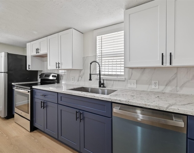 2118 Webster Street - Photo Thumbnail 7