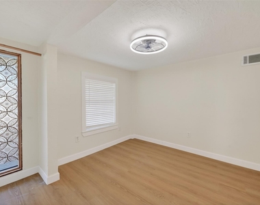 2118 Webster Street - Photo Thumbnail 17