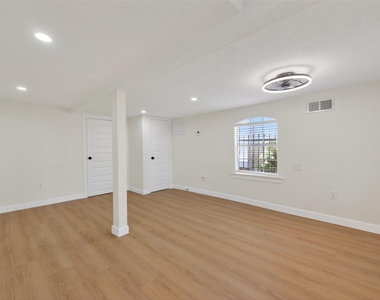 2118 Webster Street - Photo Thumbnail 4