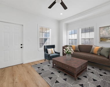 2202 Hutchins Street - Photo Thumbnail 5