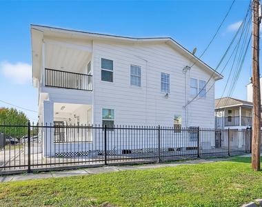 2202 Hutchins Street - Photo Thumbnail 26