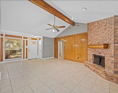 22018 Silver Lode Drive - Photo Thumbnail 14