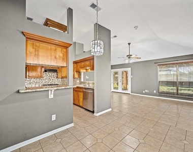 22018 Silver Lode Drive - Photo Thumbnail 11