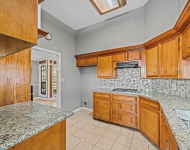 22018 Silver Lode Drive - Photo Thumbnail 9