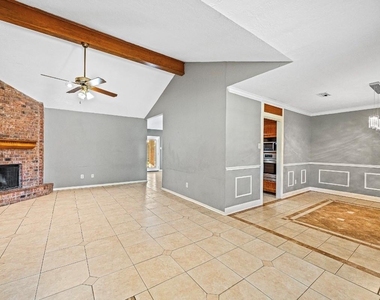 22018 Silver Lode Drive - Photo Thumbnail 3