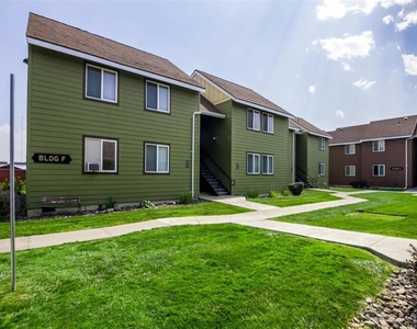 2212 Cove Ave - Photo Thumbnail 4