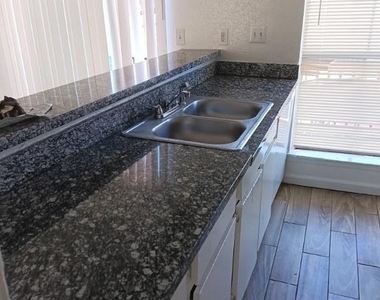 6200 W Tidwell Road - Photo Thumbnail 4