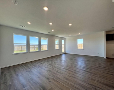 21835 Redwood Bluff Trail - Photo Thumbnail 7