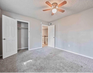 17843 S Cypress Villas Drive - Photo Thumbnail 11