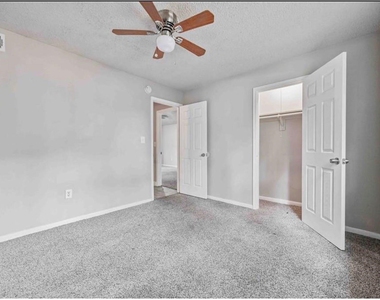 17843 S Cypress Villas Drive - Photo Thumbnail 9