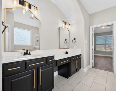 6272 N Fawnlake Drive - Photo Thumbnail 13