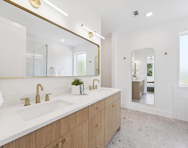6341 W Montgomery Road - Photo Thumbnail 19