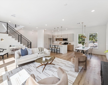 6341 W Montgomery Road - Photo Thumbnail 10