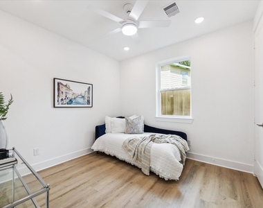 6341 W Montgomery Road - Photo Thumbnail 21
