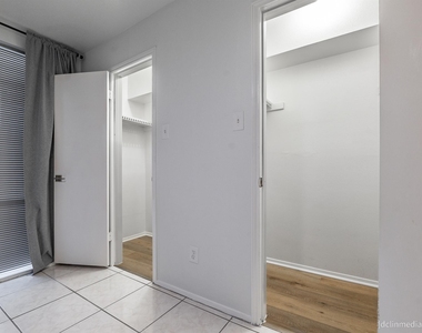 4643 Wild Indigo Street - Photo Thumbnail 7